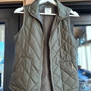 Old Navy Olive Quilted Vest